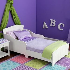 NANTUCKET WOODEN TODDLER BED/CRIB MATTRESS